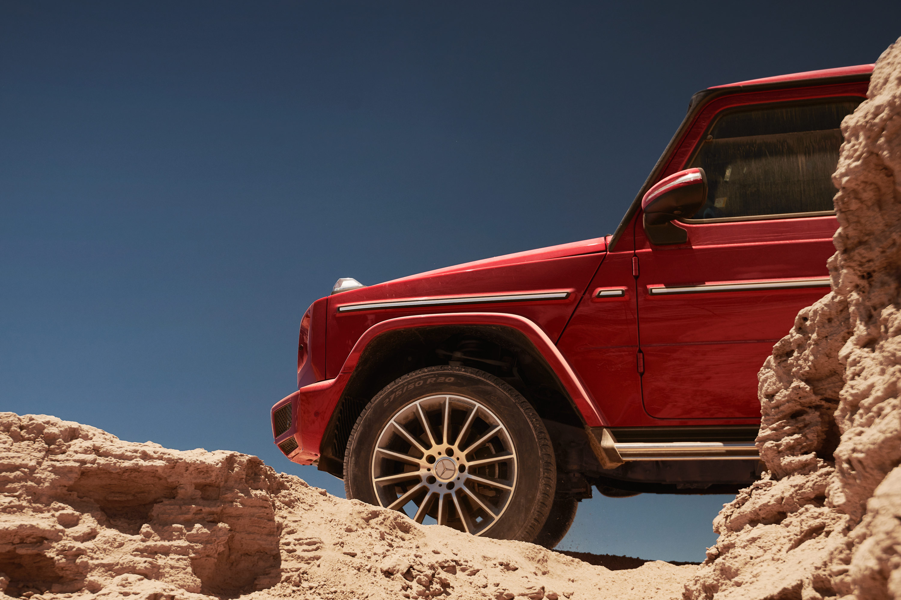 Digitales Leben - Postproduction, CGI, Retouching, Composing - Tim Adler, G-Klasse, Postproduction