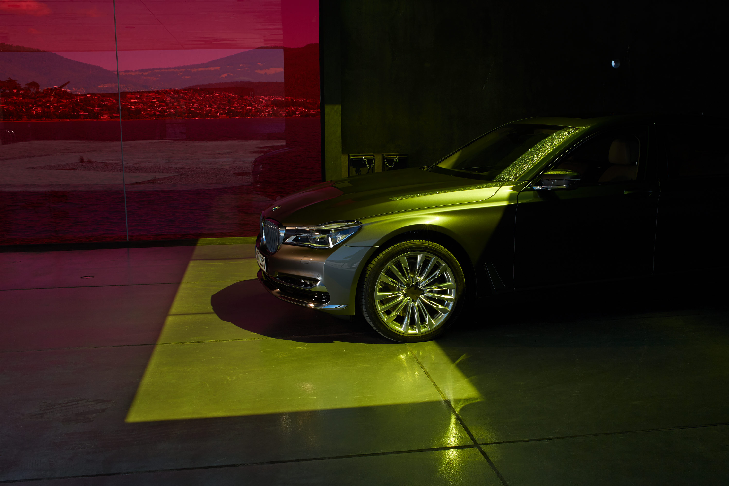 Digitales Leben - Postproduction, CGI, Retouching, Composing - Uwe Düttmann, BMW Magazin, Postproduction