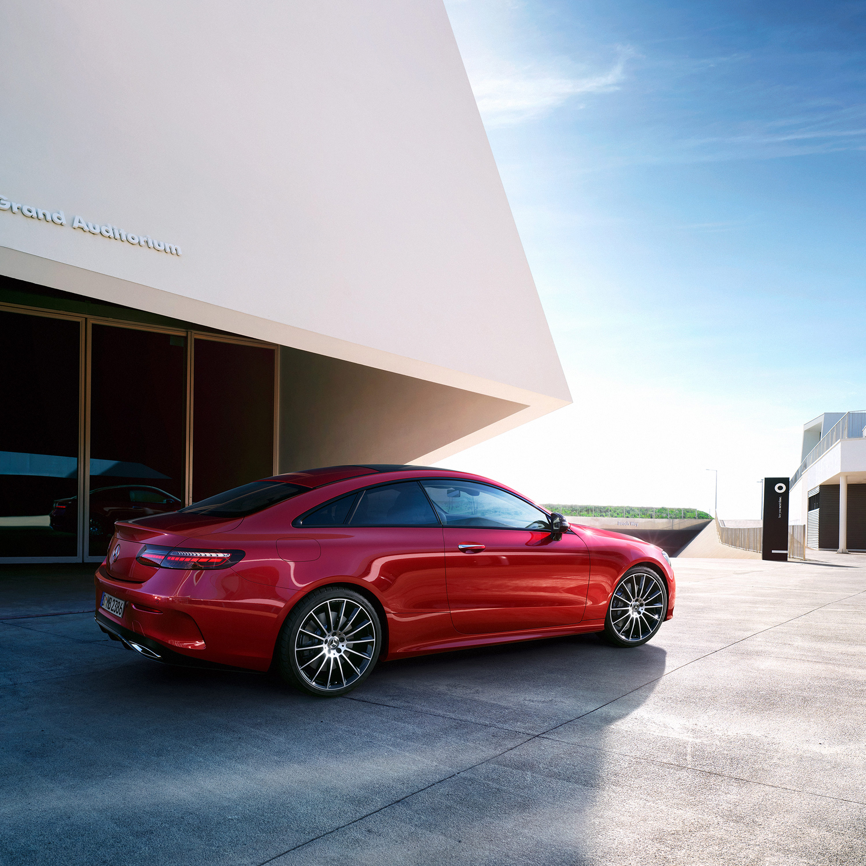 Digitales Leben - Postproduction, CGI, Retouching, Composing - Mercedes Benz E-Klasse