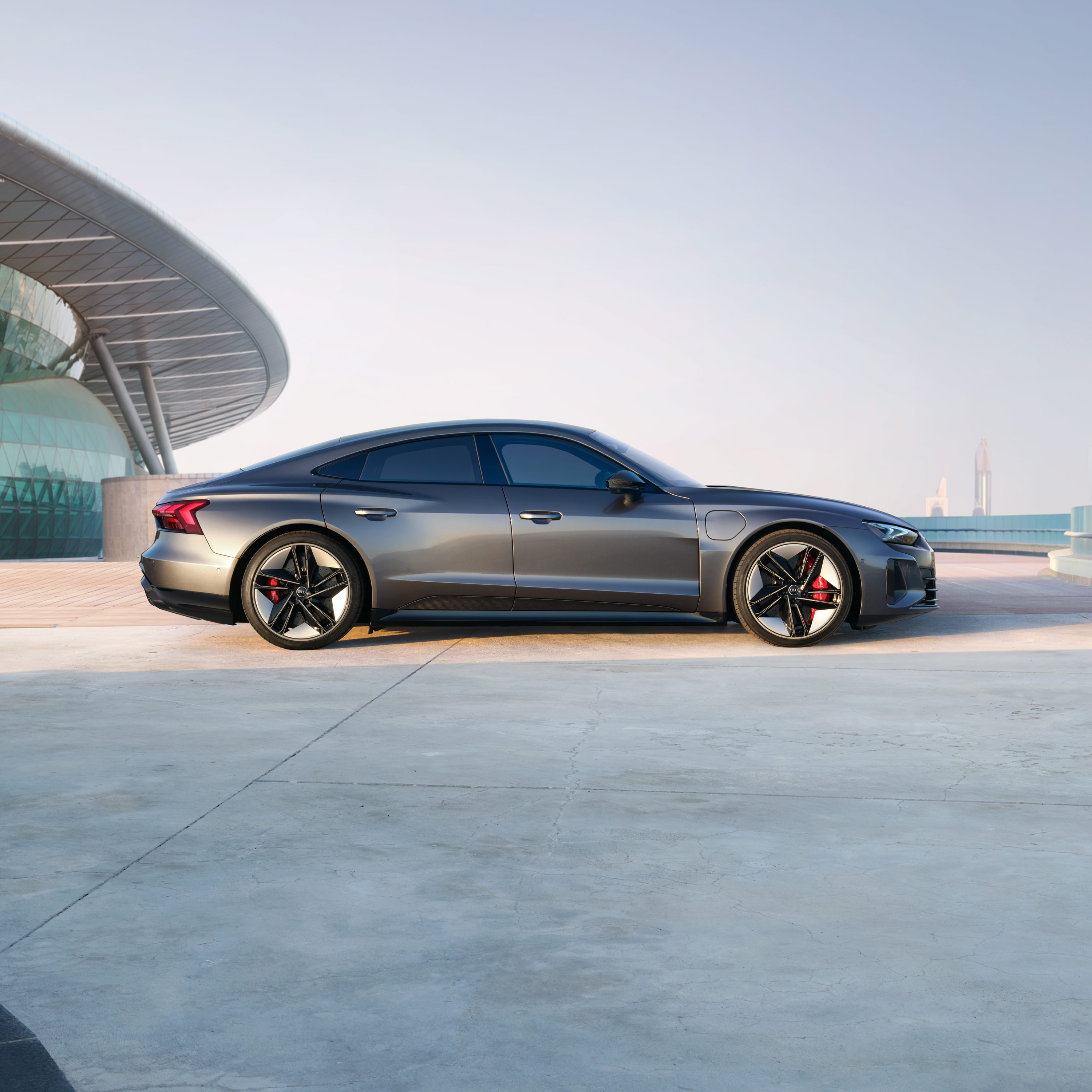 Digitales Leben - Postproduction, CGI, Retouching, Composing - Audi E-Tron GT, CGI, Postproduction, Digitales Leben