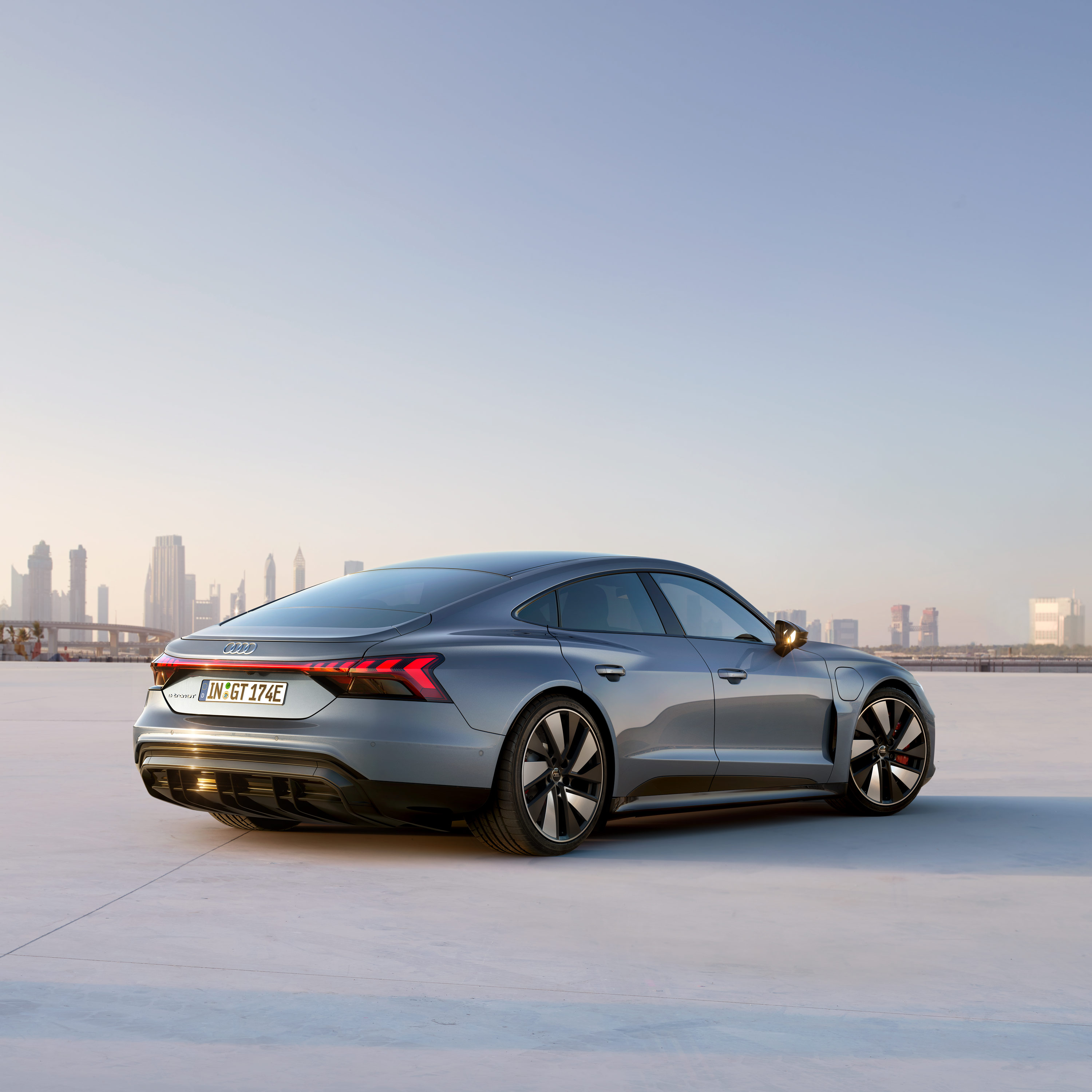 Digitales Leben - Postproduction, CGI, Retouching, Composing - Audi E-Tron GT, CGI, Postproduction, Digitales Leben