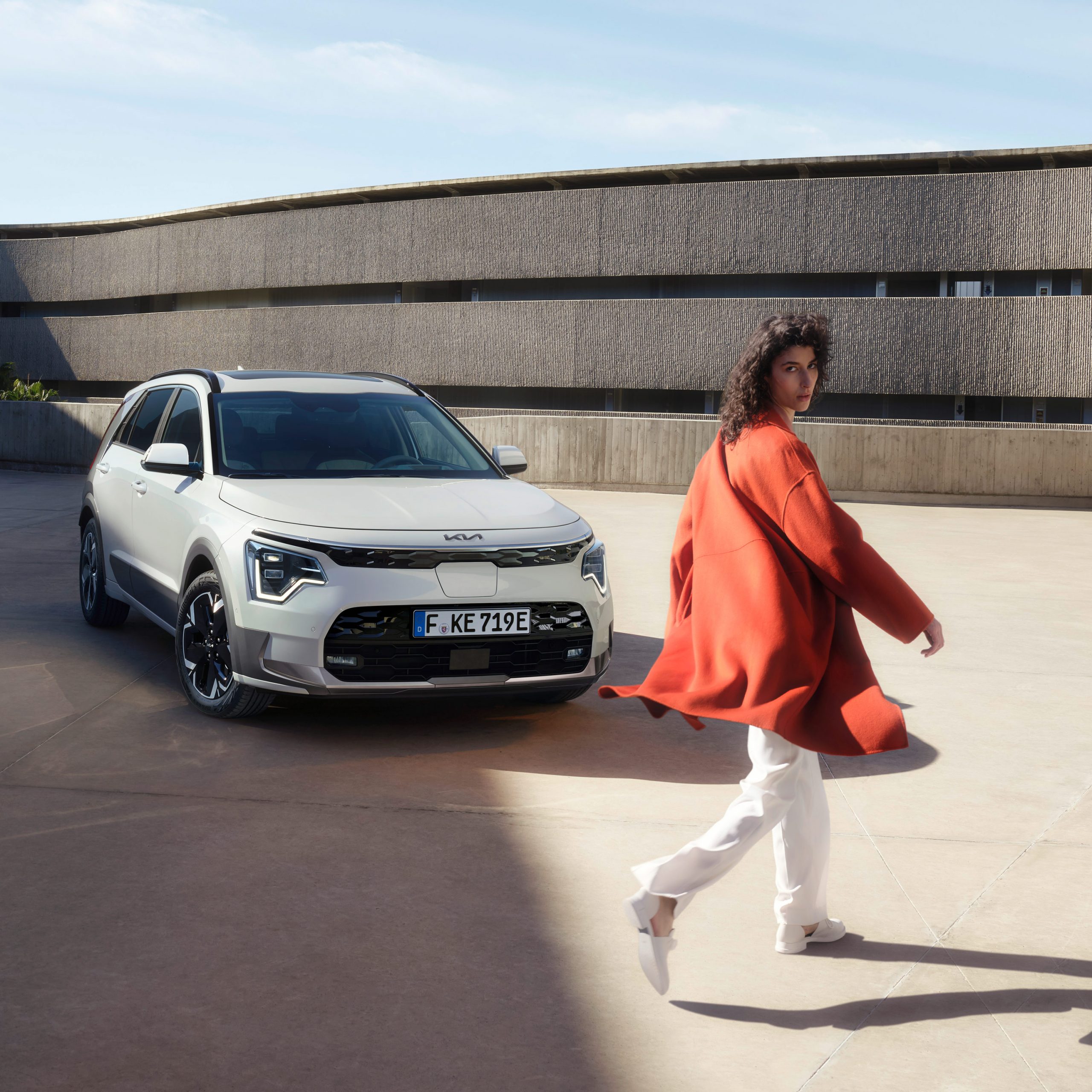 Digitales Leben - Postproduction, CGI, Retouching, Composing - KIA NIRO, Digitale Leben, BAM, Postproduction