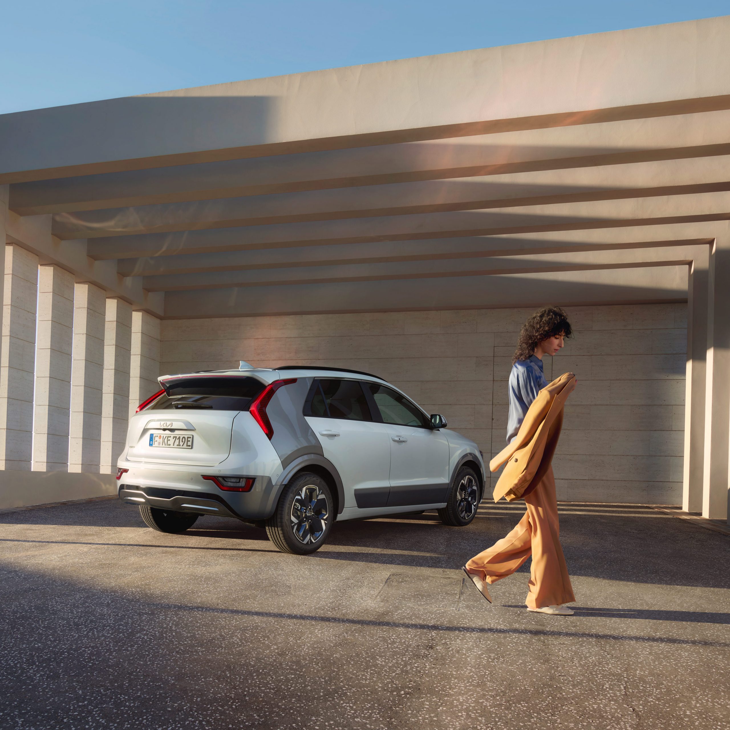 Digitales Leben - Postproduction, CGI, Retouching, Composing - KIA NIRO, Digitale Leben, BAM, Postproduction