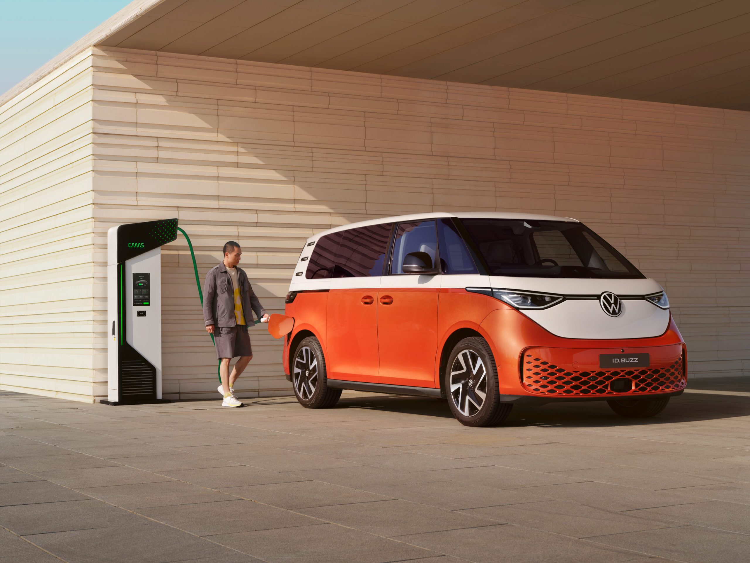 Digitales Leben - Postproduction, CGI, Retouching, Composing - VW ID-BUZZ