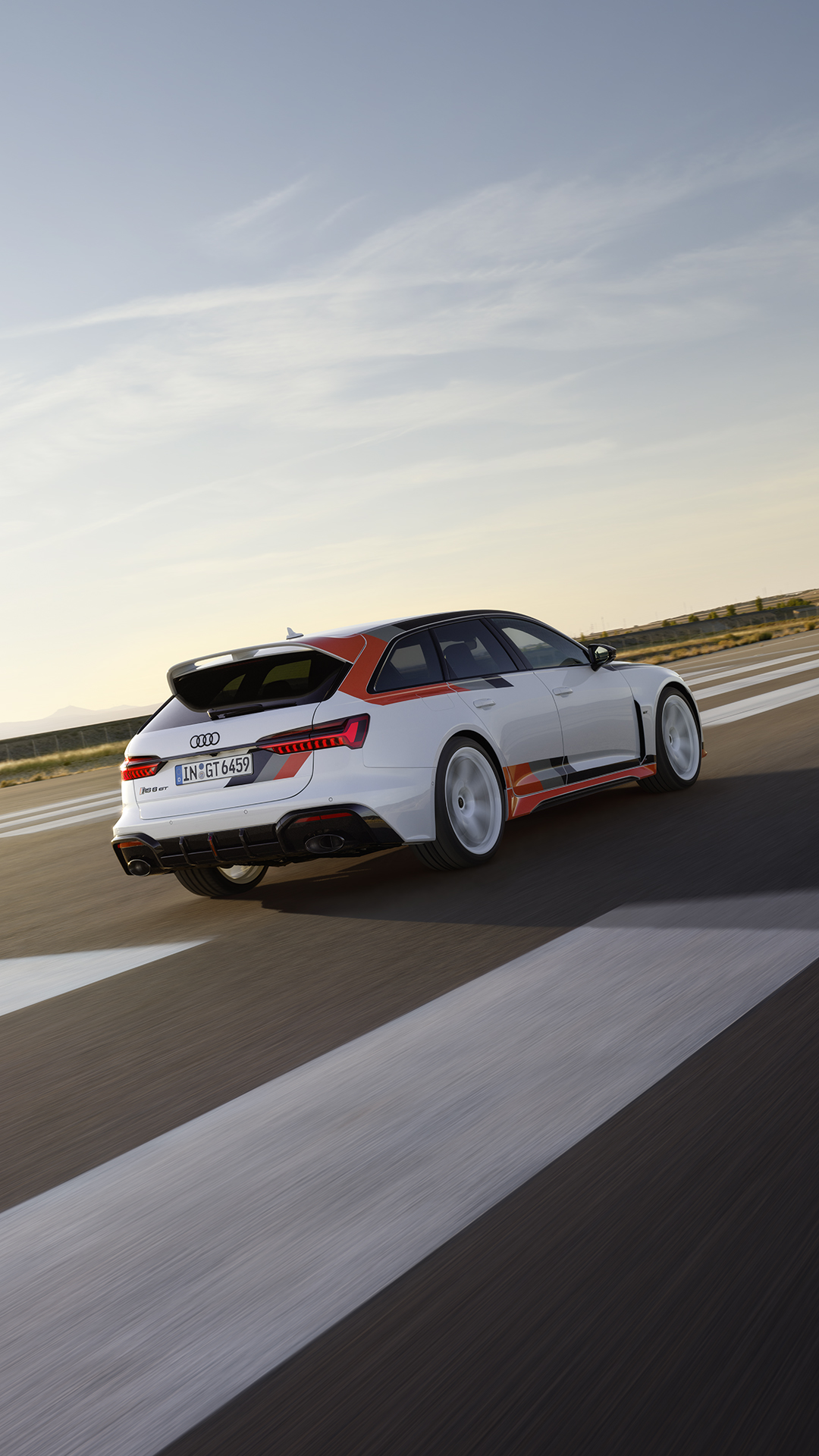 Digitales Leben - Postproduction, CGI, Retouching, Composing - Audi RS6 Avant GT