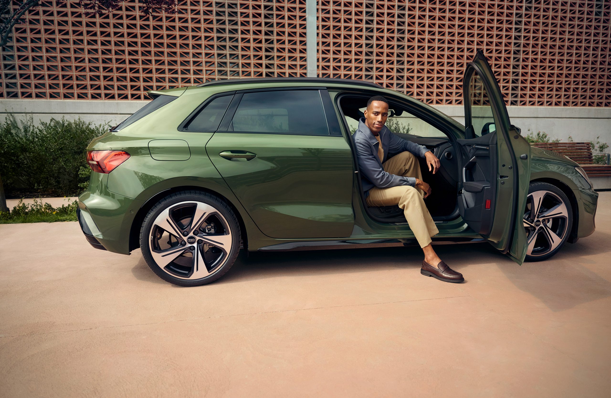 Digitales Leben - Postproduction, CGI, Retouching, Composing - Audi A3