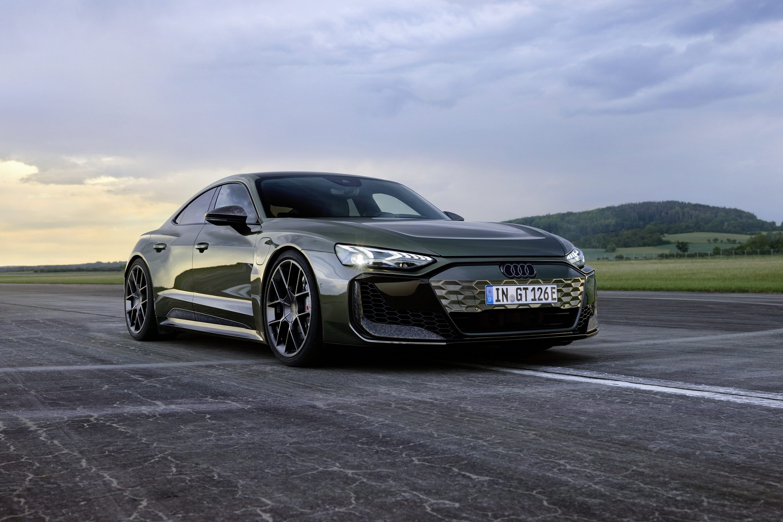 Digitales Leben - Postproduction, CGI, Retouching, Composing - Audi e-tron GT